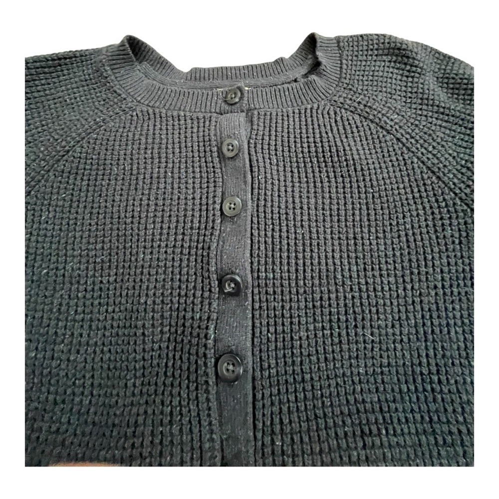 LL Bean Navy Blue Waffle Knit Henley Sweater Women’s Medium - Picture 4 of 6